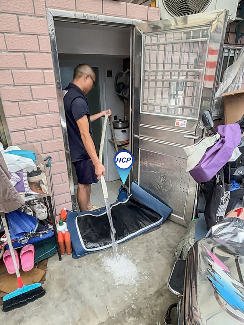 HCP河见泵浦低吸POND家用轻型泵浦支援白海豚水灾现场排涝.jpg HCP河见泵浦低吸POND家用轻型泵浦支援白海豚水灾现场排涝.jpg